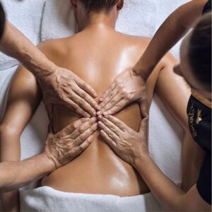 Massage 4 mains